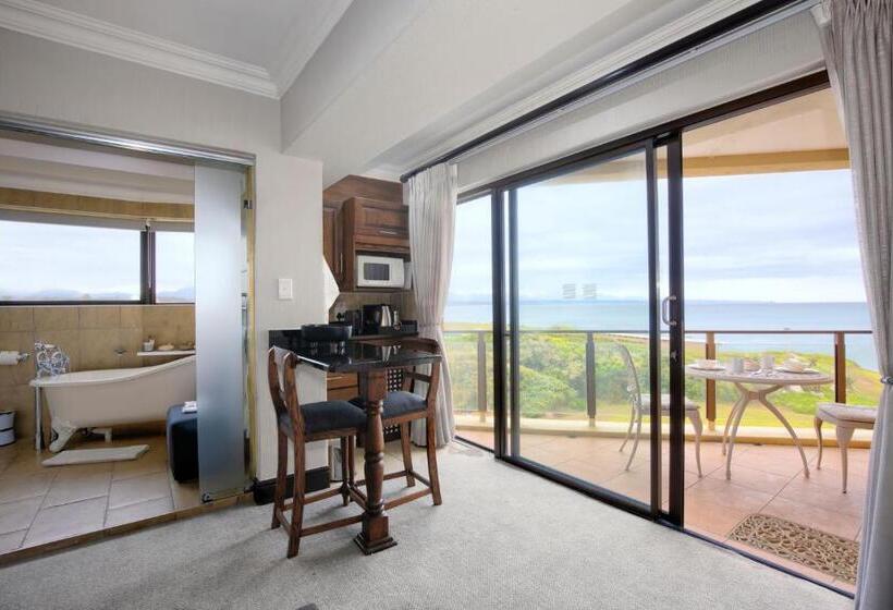 Номер Superior, African Oceans Manor On The Beach