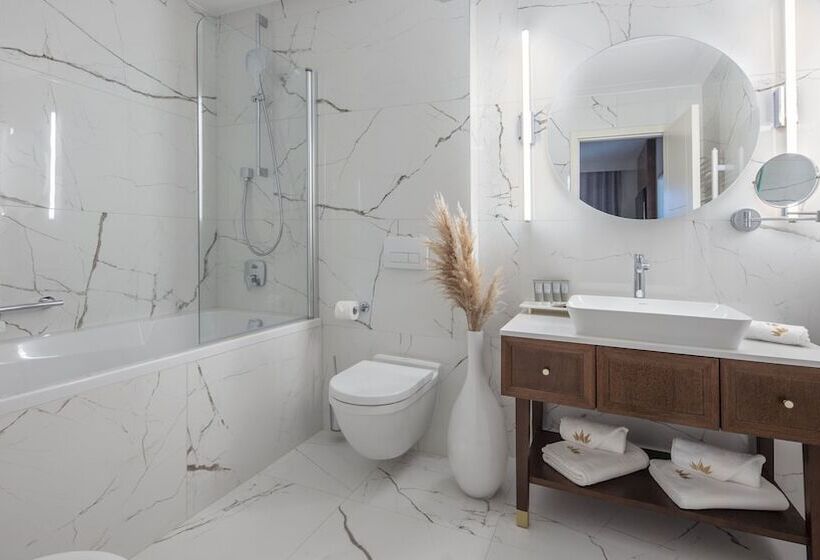 Suite Deluxe Vista Mar, Royal Ariston