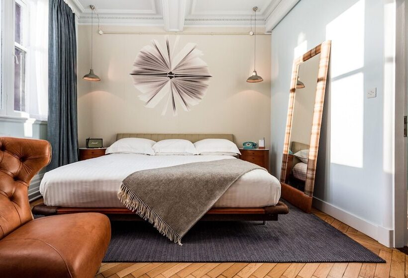 Номер Стандарт, Abode Manchester