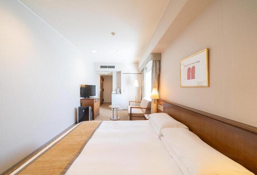 Номер Стандарт, Terrace The Square Hitachi