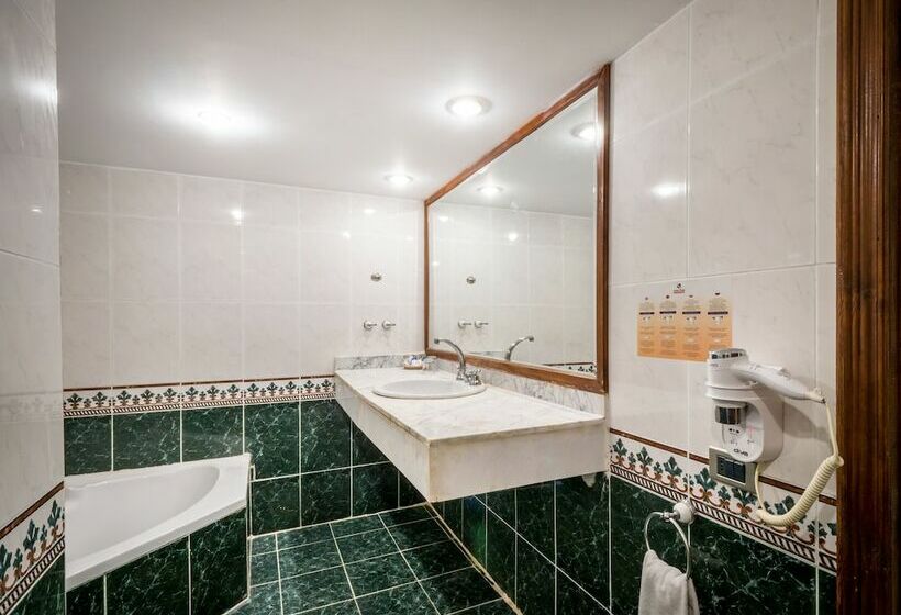 سوییت جونیور با چشم‌انداز دریا, Sunny Days Palma de Mirette Resort & Spa