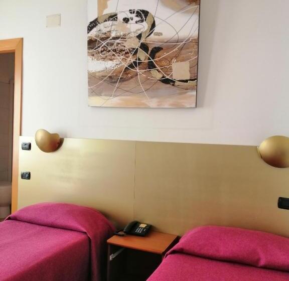 Номер Стандарт Индивидуальный, Ahr Hotel Villa Alighieri