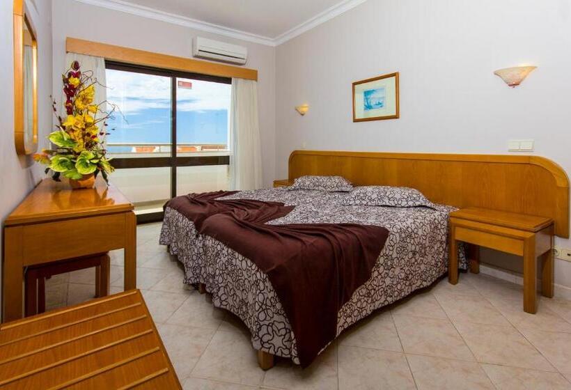 1 Bedroom Apartment City View, Aparthotel Paladim & Alagoamar