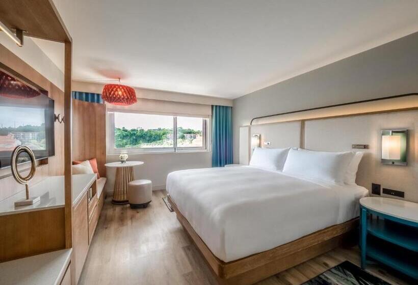 اتاق استاندارد با تخت بزرگ, Crowne Plaza Resort Guam