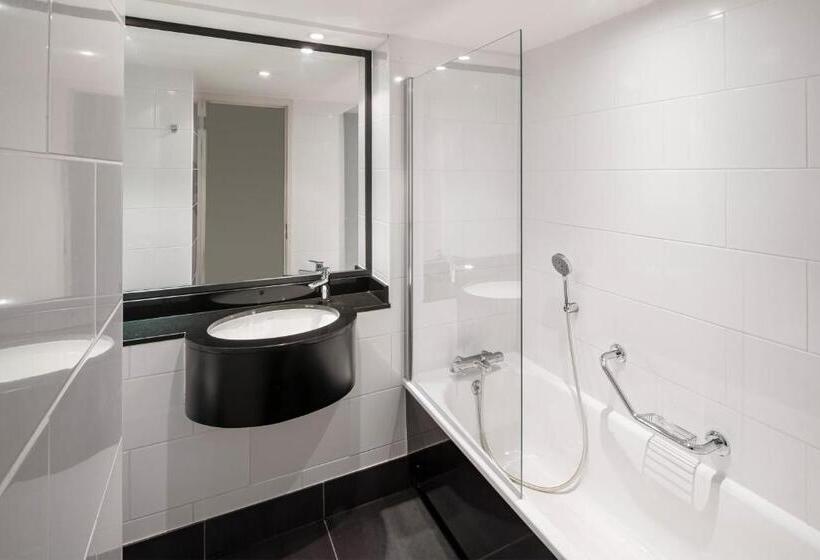 디럭스 룸, Crowne Plaza Stratford Upon Avon, An Ihg