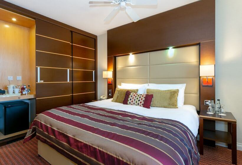 اتاق سوپریور با تخت بزرگ, The Park Royal Hotel & Spa