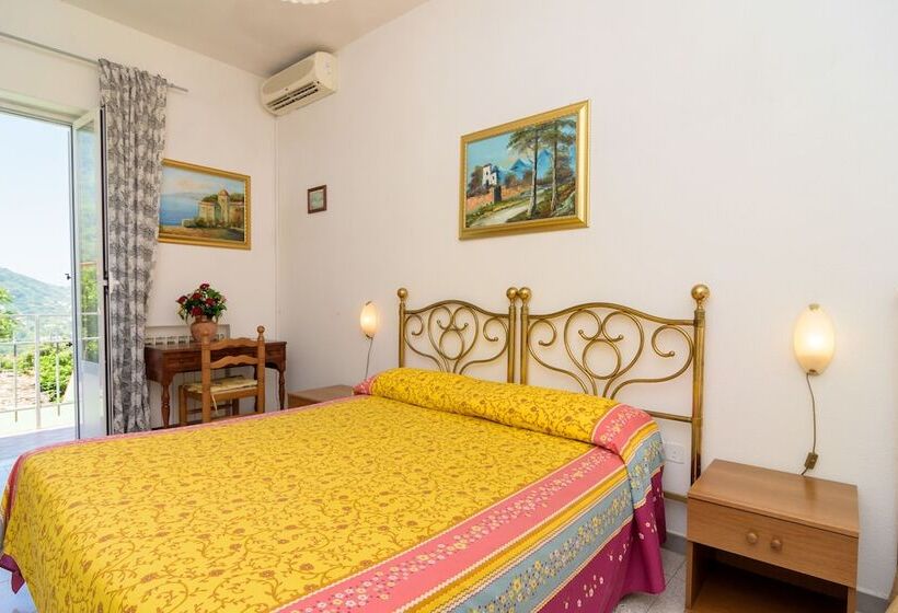 اتاق استاندارد چهار تخته, Villa Fiorentina