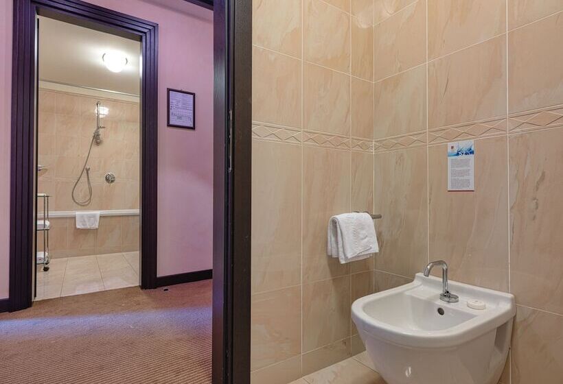سوییت, Active Hotel Paradiso