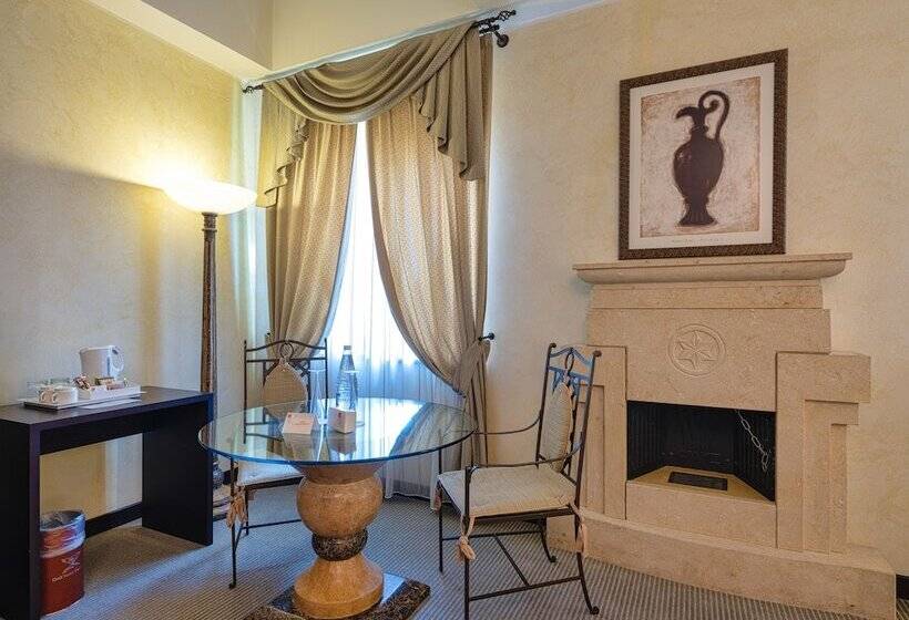 سوییت جونیور, Active Hotel Paradiso