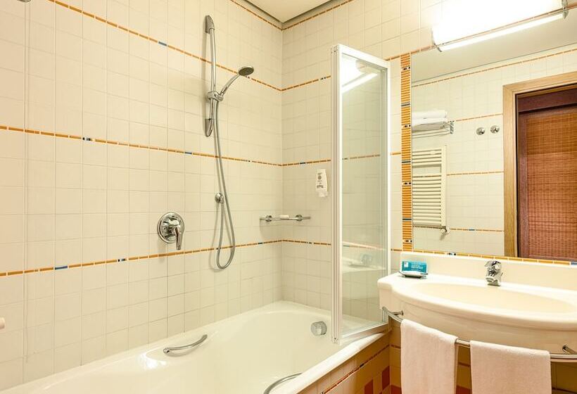 اتاق سوپریور سه تخته, Active Hotel Paradiso