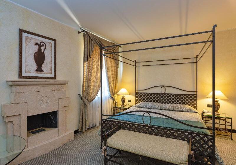 سوییت جونیور, Active Hotel Paradiso