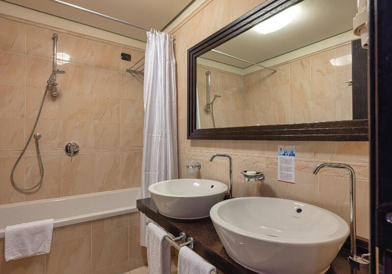 سوییت, Active Hotel Paradiso