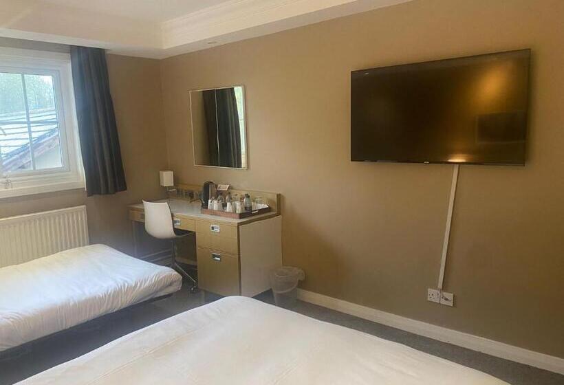 Семейный Номер, Airport Inn & Spa Manchester