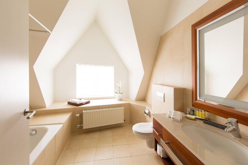 Люкс Кровать Кинг, Ghent Marriott
