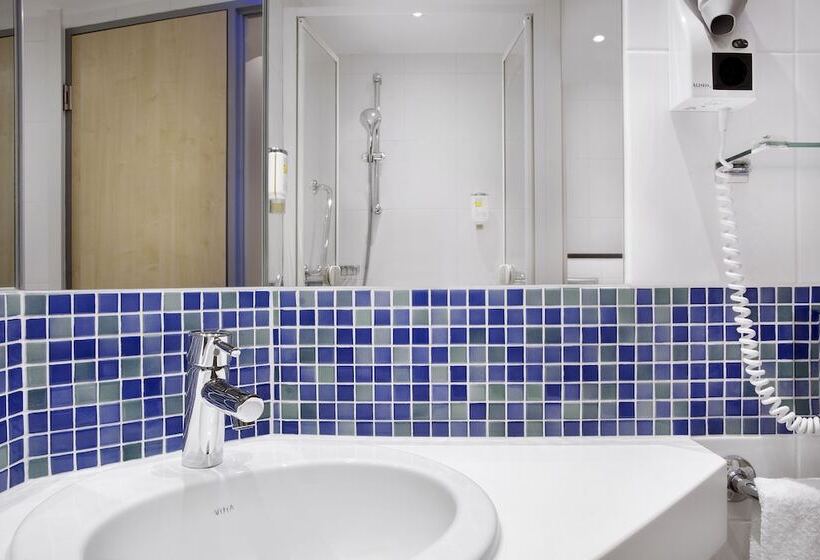 Номер Стандарт, Holiday Inn Express Baden Baden, An Ihg