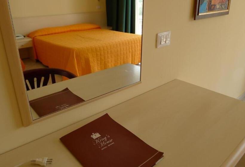 Четырехместный Номер Стандарт, King S House Hotel Resort