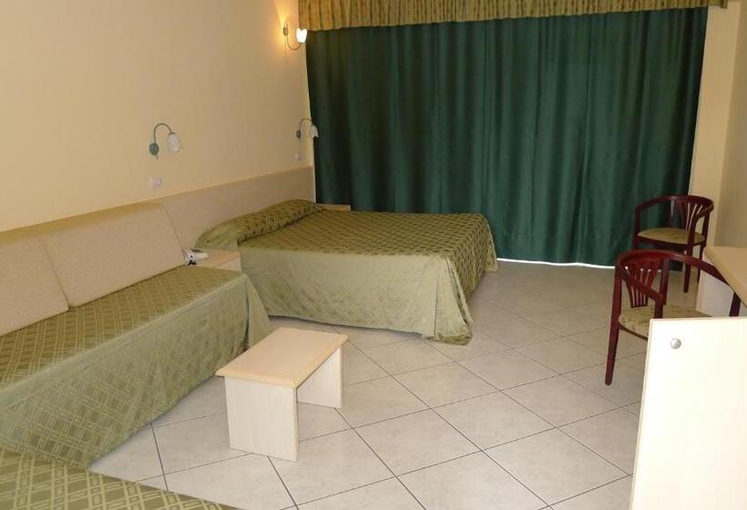 Семейный Номер, King S House Hotel Resort
