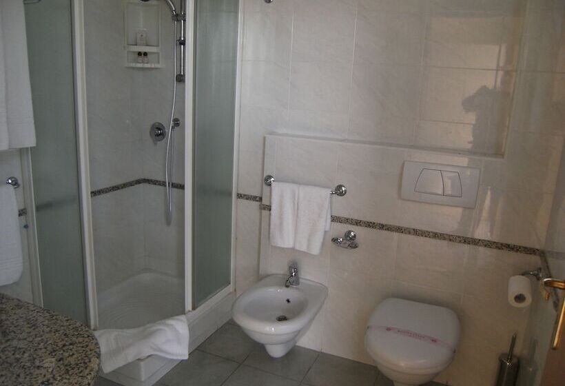 Четырехместный Номер Стандарт, King S House Hotel Resort