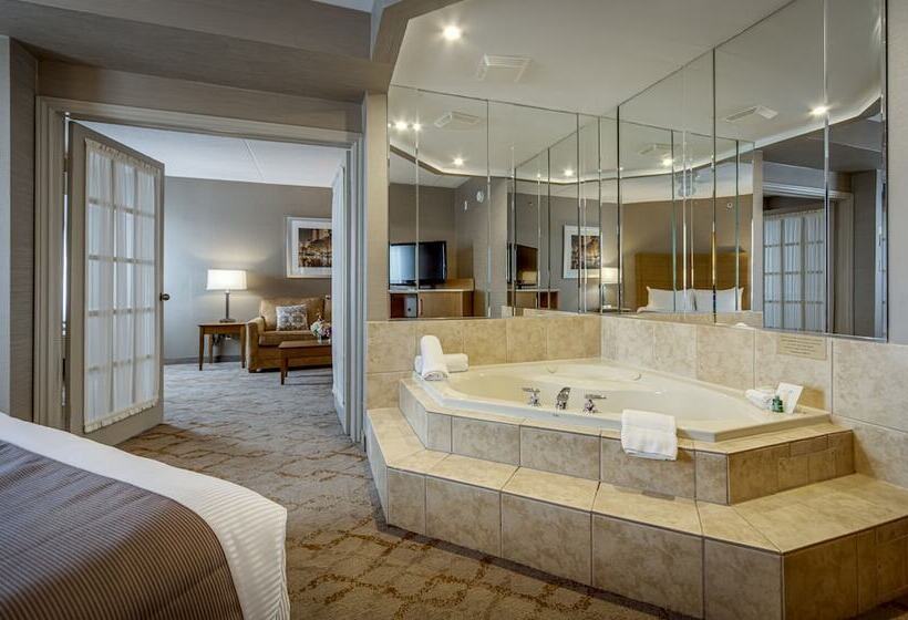 Suíte, Monte Carlo Inn Vaughan Suites