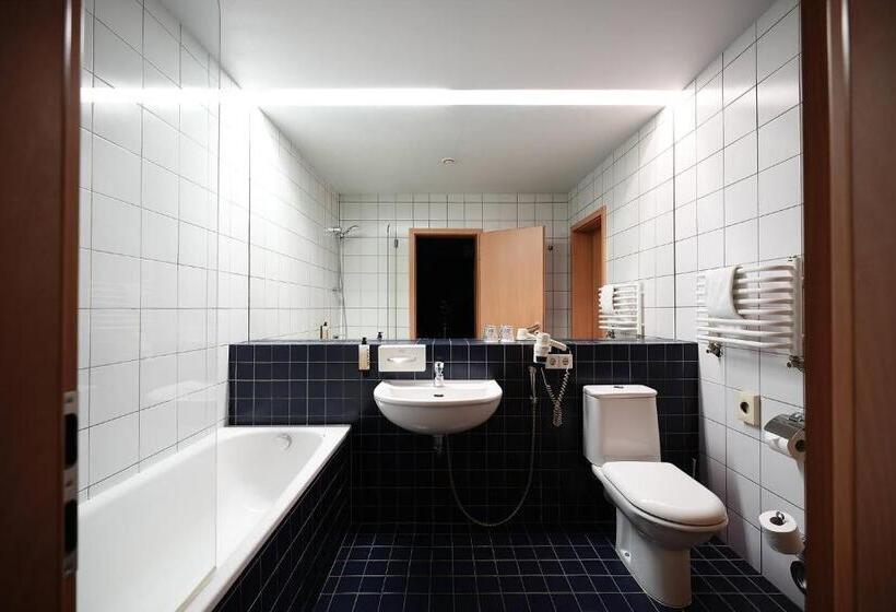 اتاق سوپریور یک تخته, Navalis, Klaipėda