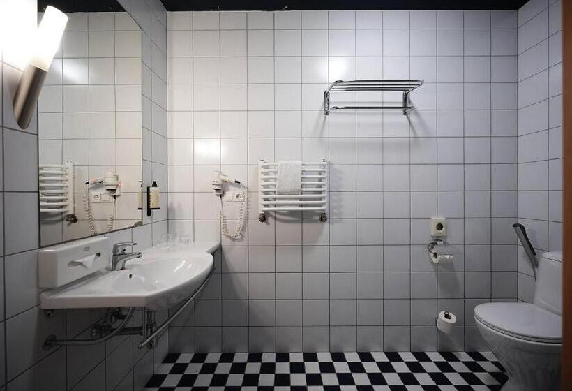 اتاق سوپریور یک تخته, Navalis, Klaipėda