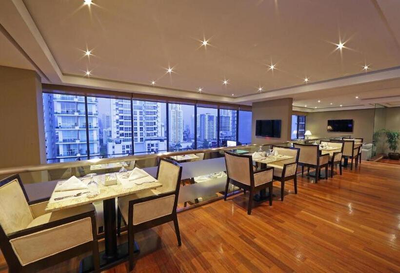 Номер Клуб Кровать Кинг, Sheraton Grand Panama