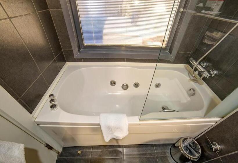 Quarto Deluxe, Beyond