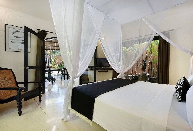 Вилла 3 Спальни с Бассейном, Impiana Private Villas Seminyak