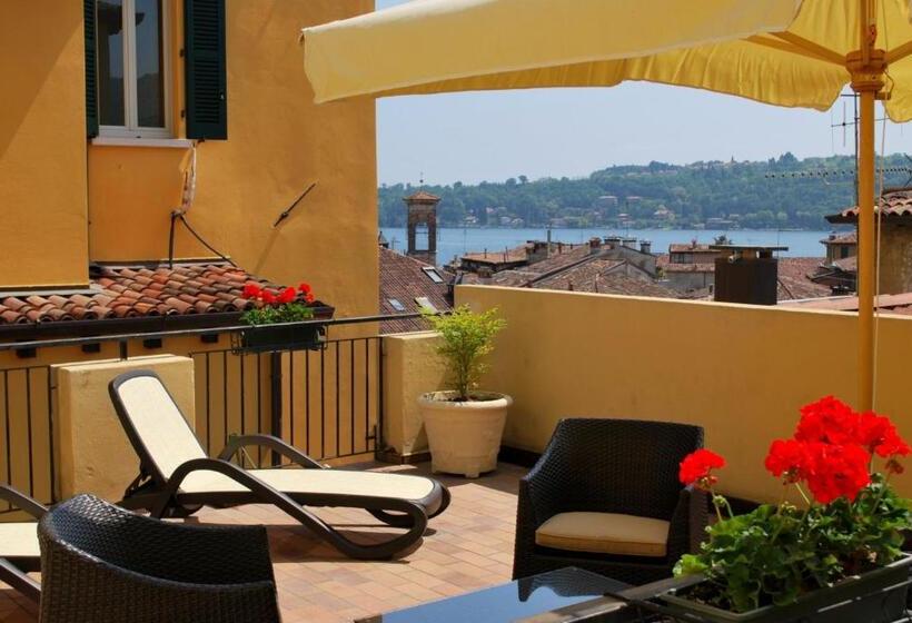 Superior room with lake view, Eden Salo