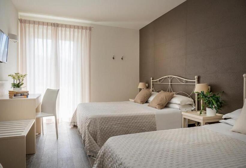 Camera Tripla Superiore, Giardino Suites&spa