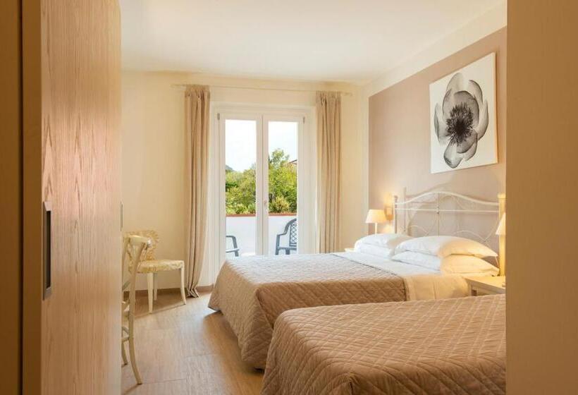 اتاق سوپریور سه تخته, Giardino Suites&spa