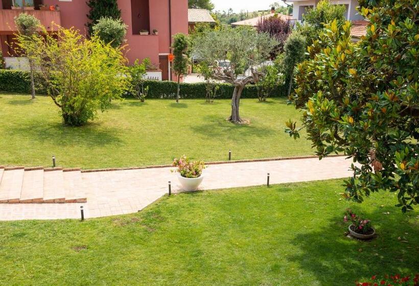 سوییت, Giardino Suites&spa