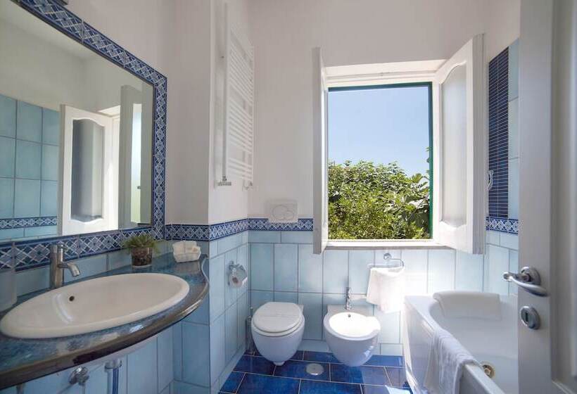 Triple Room Sea View, Il Pino