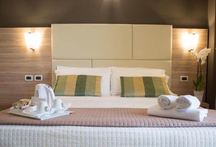 Comfort room with balcony, Prestige