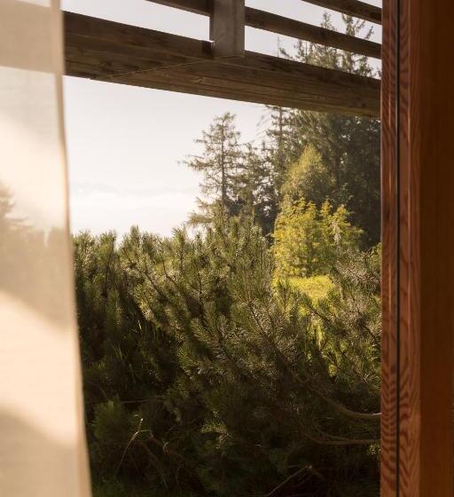 اتاق سوپریور, Vigilius Mountain Resort