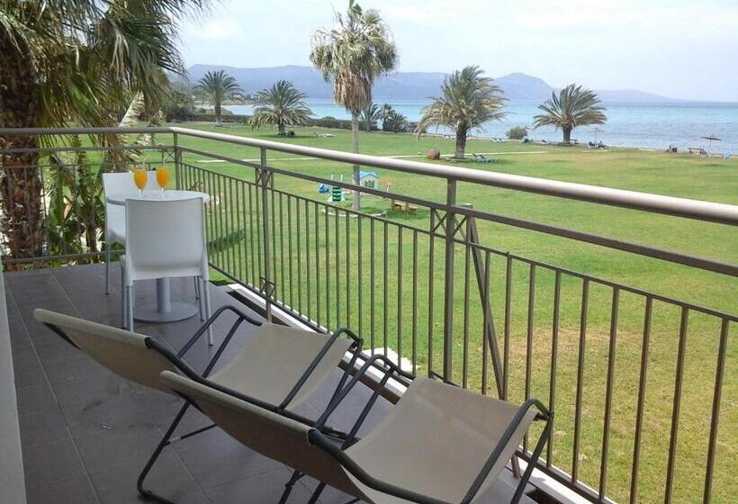 Люкс Вид на Море, Natura Beach Hotel And Villas
