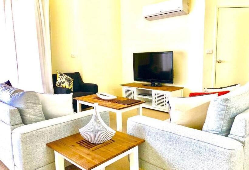 Апартаменты 2 Спальни, Boathouse Resort