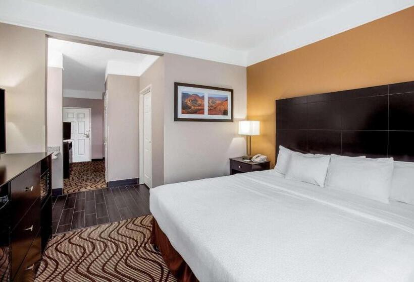 适合残疾人士使用的带超级大床的标准间, La Quinta By Wyndham Pasadena