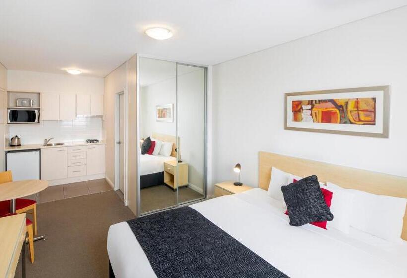 Студия Стандарт, Mantra Castle Hill Sydney, An Accor