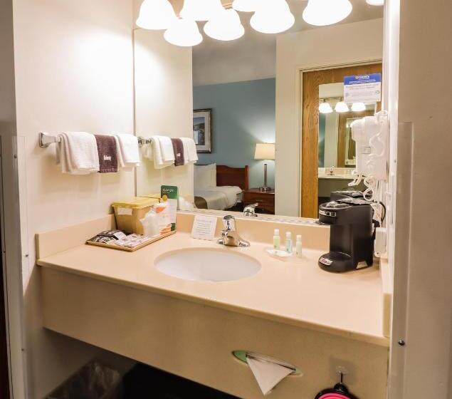 스탠다드 룸, Quality Inn & Suites Sequim At Olympic National Park