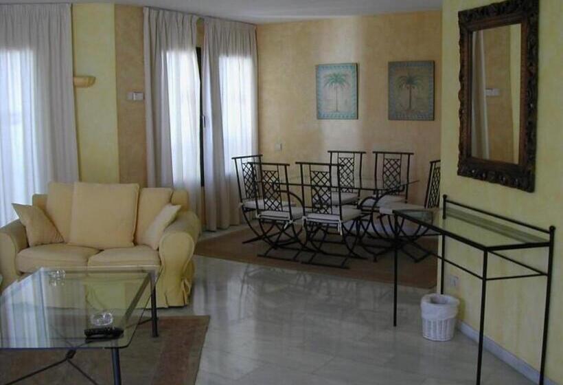 Апартаменты 3 Спальни, Park Plaza Suites Apartamentos