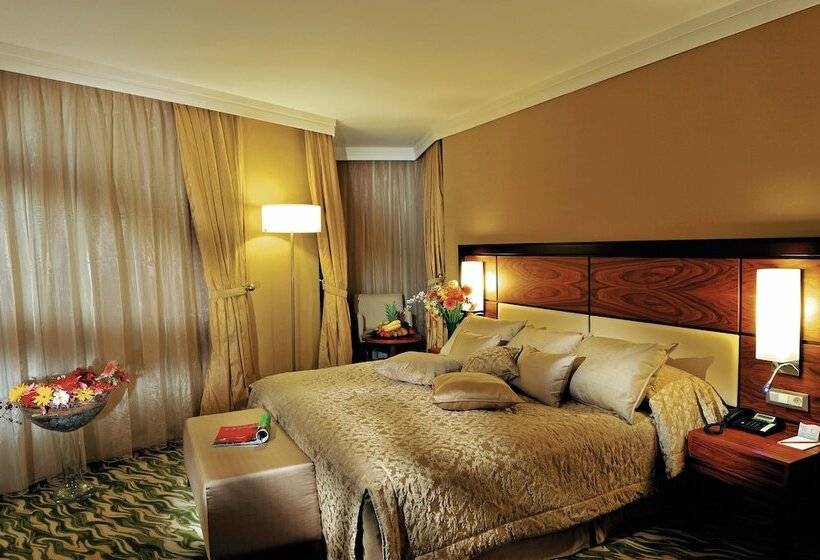Люкс Сеньор, Susesi Luxury Resort