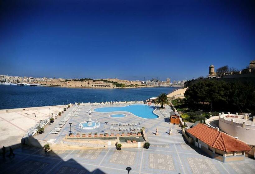 Номер Deluxe Вид на Море, Grand Hotel Excelsior