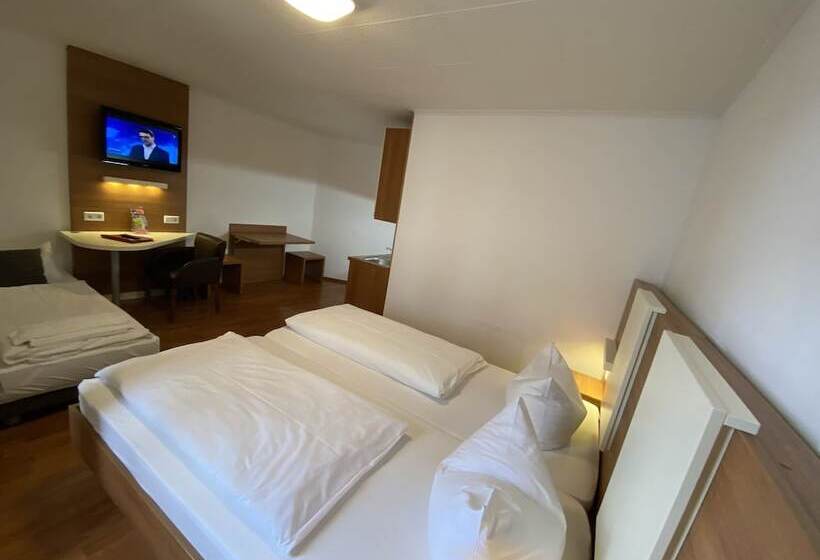 اتاق استاندارد سه نفره, Central Hotel Apart München