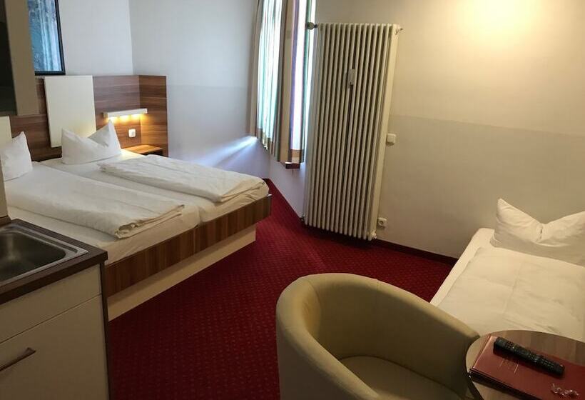 اتاق استاندارد سه نفره, Central Hotel Apart München