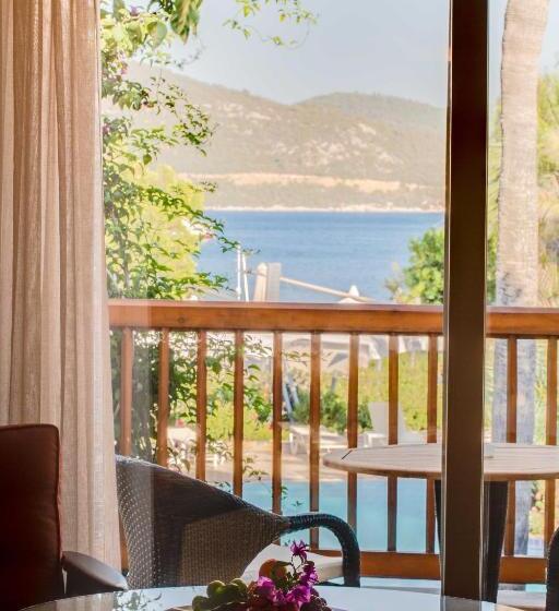 Люкс Вид на Море, Divan Bodrum Palmira
