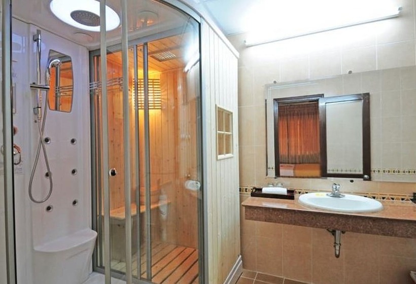 Standard Room, Duy Tan