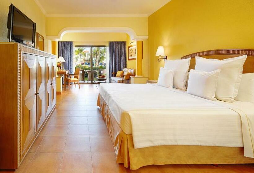 带海景的高级小型套房, Barcelo Maya Tropical  All Inclusive