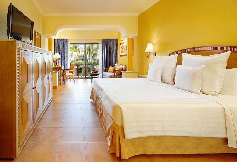带海景的高级小型套房, Barcelo Maya Tropical  All Inclusive