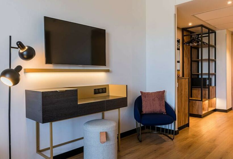 Номер Deluxe Вид на Гольф, Hôtel Villa Massalia